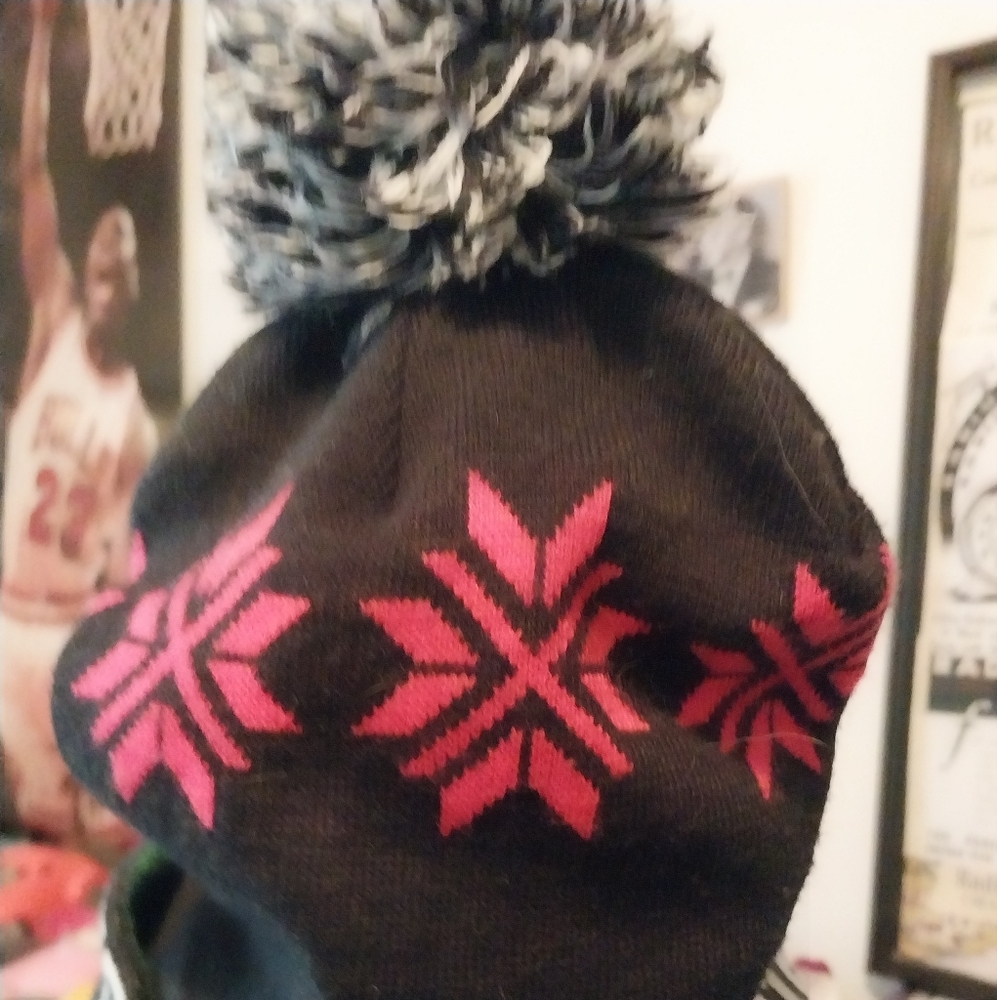 PINK HAT - Picture 3 of 4
